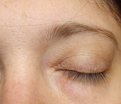 Occhio al naturale senza mascara